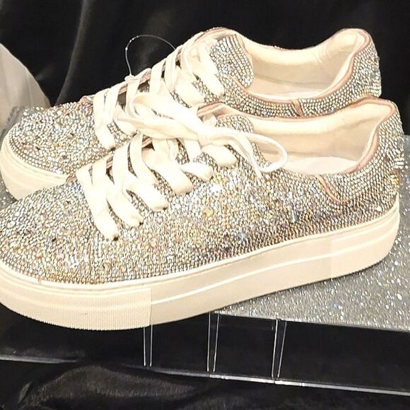 Matisse Julia Rhinestone Platform Sneaker - Picture 8 of 11